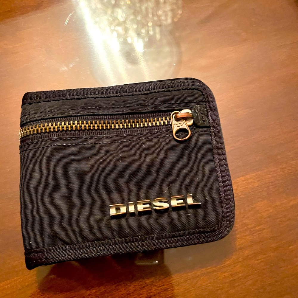 Diesel wallet